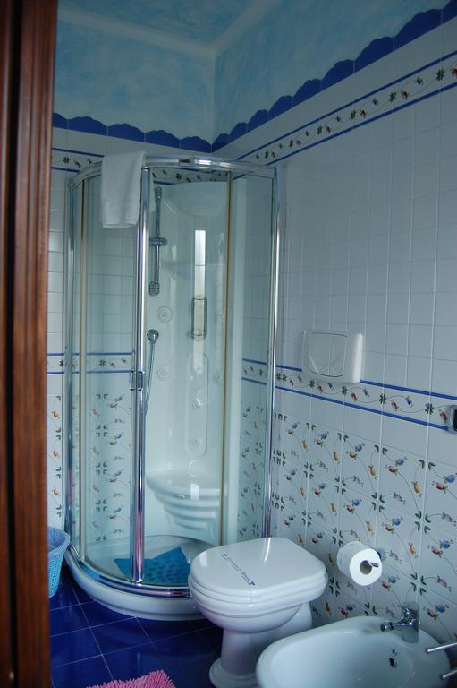 B&B Villa Francesca Soverato Marina Cameră foto