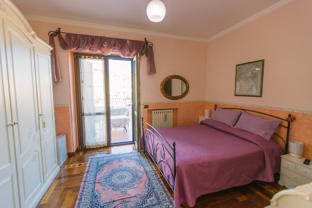 B&B Villa Francesca Soverato Marina Exterior foto